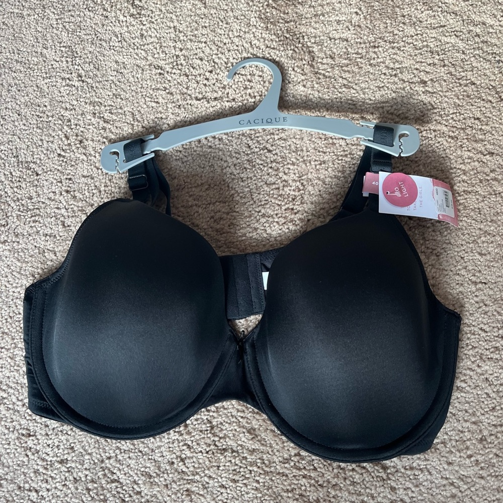 So light lane Bryant bra size 40DD